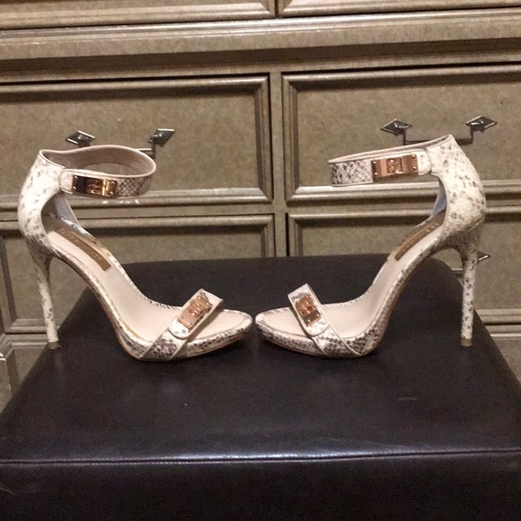 BCBGMAXAZRIA PYTHON PRINT HEELS - Picture 3 of 11